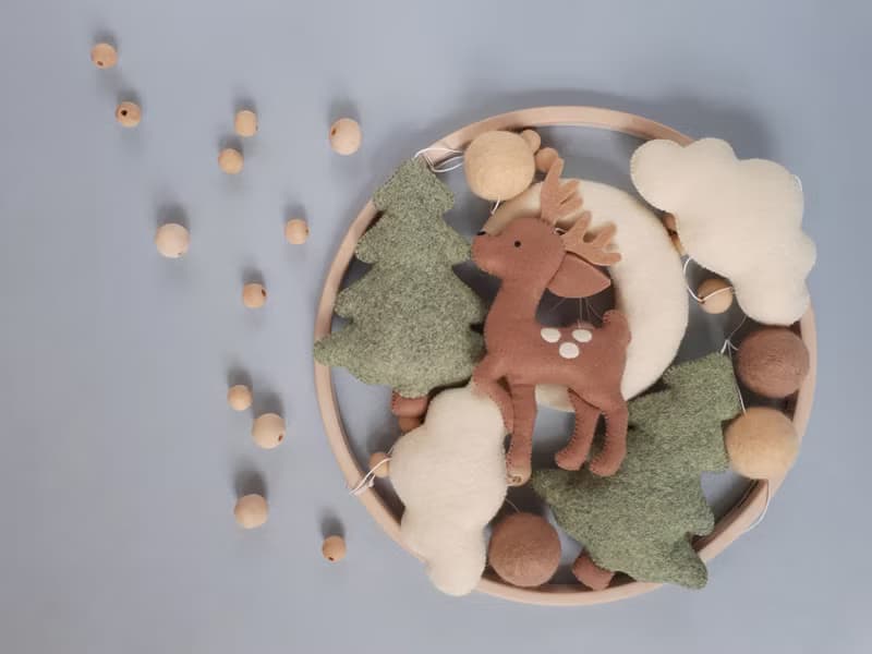 Baby mobile Woodland nursery decor, forest crib mobile, baby shower gift