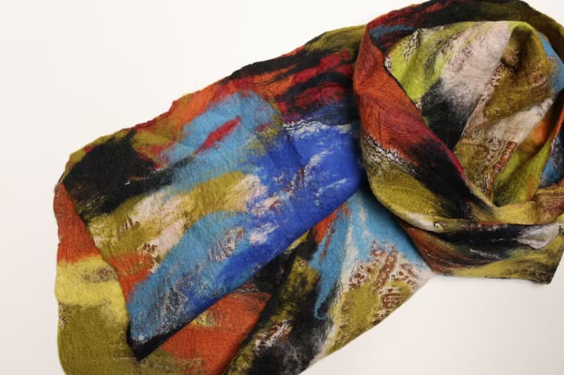 【聖誕禮物】印度真絲底胚細軟美麗諾羊毛氈手工圍巾披肩-雙面彩