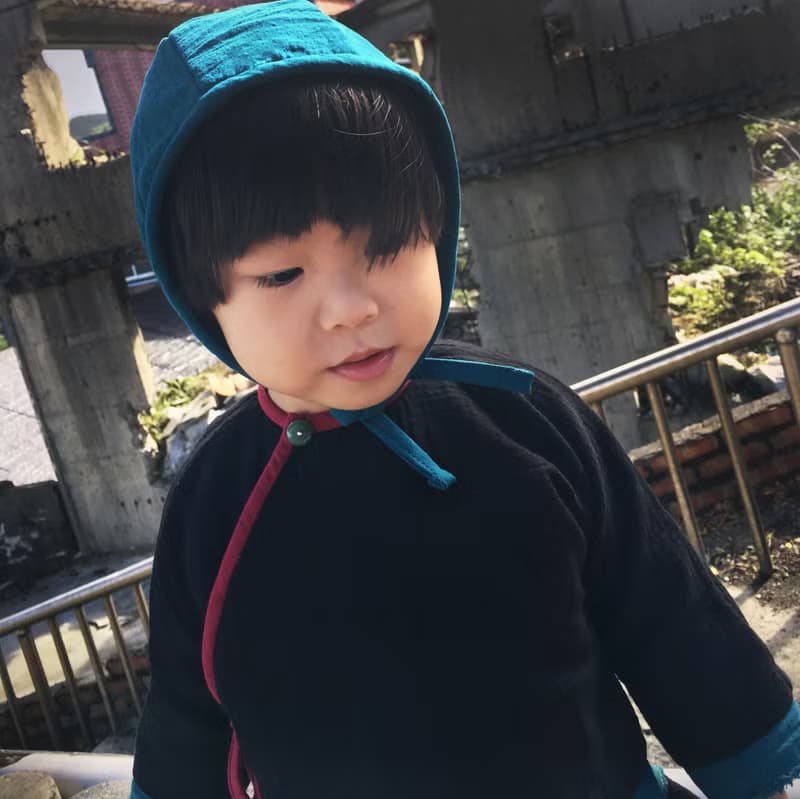 淳樸 金絲玉釦綁帶外套