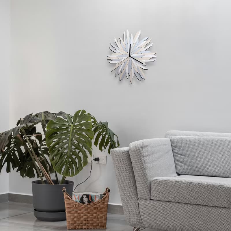 銀色有機手掛鐘 - Haystack Frozen