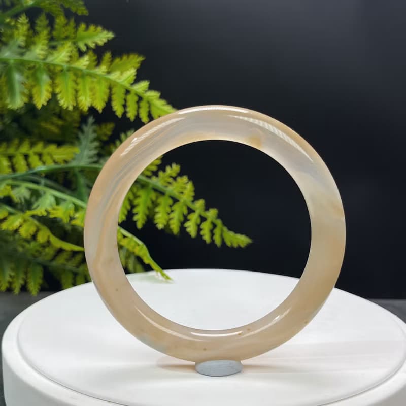 精品 淺蜂蜜糖色瑪瑙手镯 58MM 冰潤千層天眼玉髓手環 財富繁榮