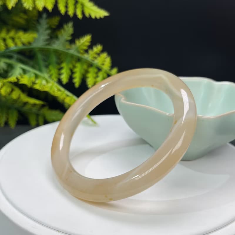 精品 淺蜂蜜糖色瑪瑙手镯 58MM 冰潤千層天眼玉髓手環 財富繁榮