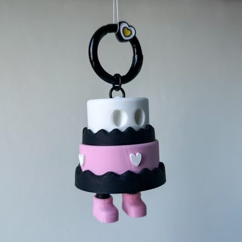 Zou Cake Keychains - Heart/Black-pink