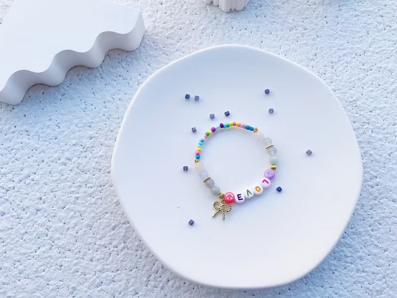 【體驗】串串手作|絢彩串珠手鍊課程(初階手作課程)