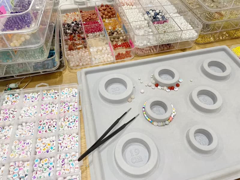 【體驗】串串手作|絢彩串珠手鍊課程(初階手作課程)