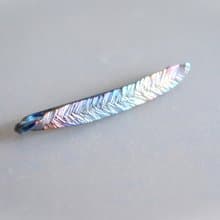 Titanium tie bar・飾り羽の純チタンネクタイピン５６mm・A