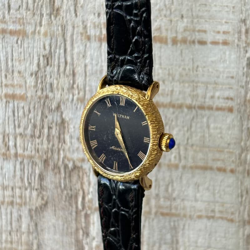 WALTHAM 手動上鍊機械錶 金色雕刻設計 羅馬錶盤 vintage watch