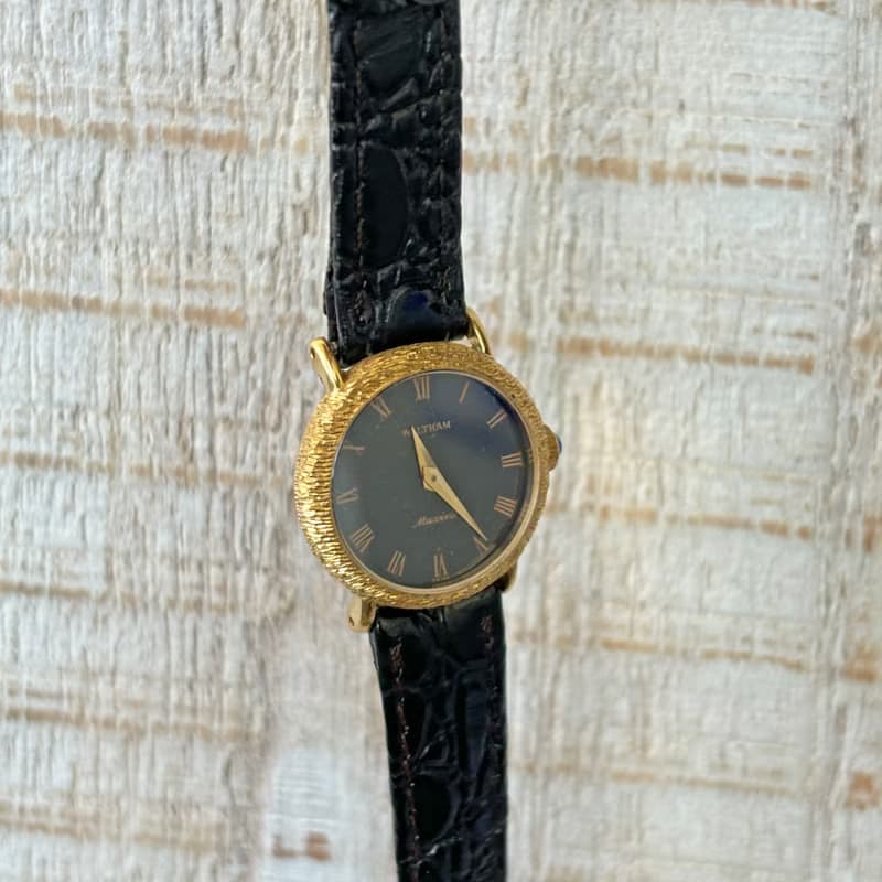 WALTHAM 手動上鍊機械錶 金色雕刻設計 羅馬錶盤 vintage watch