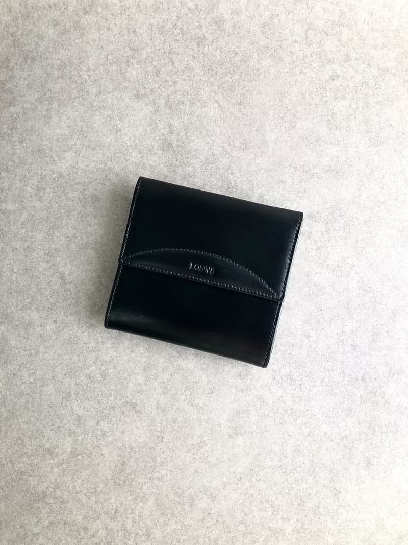【 日本直送　名牌中古包 】LOEWE ロエベ 財布 ブラック ロゴ レザー 二つ折り vintage ヴィンテージ オールド ud6st6