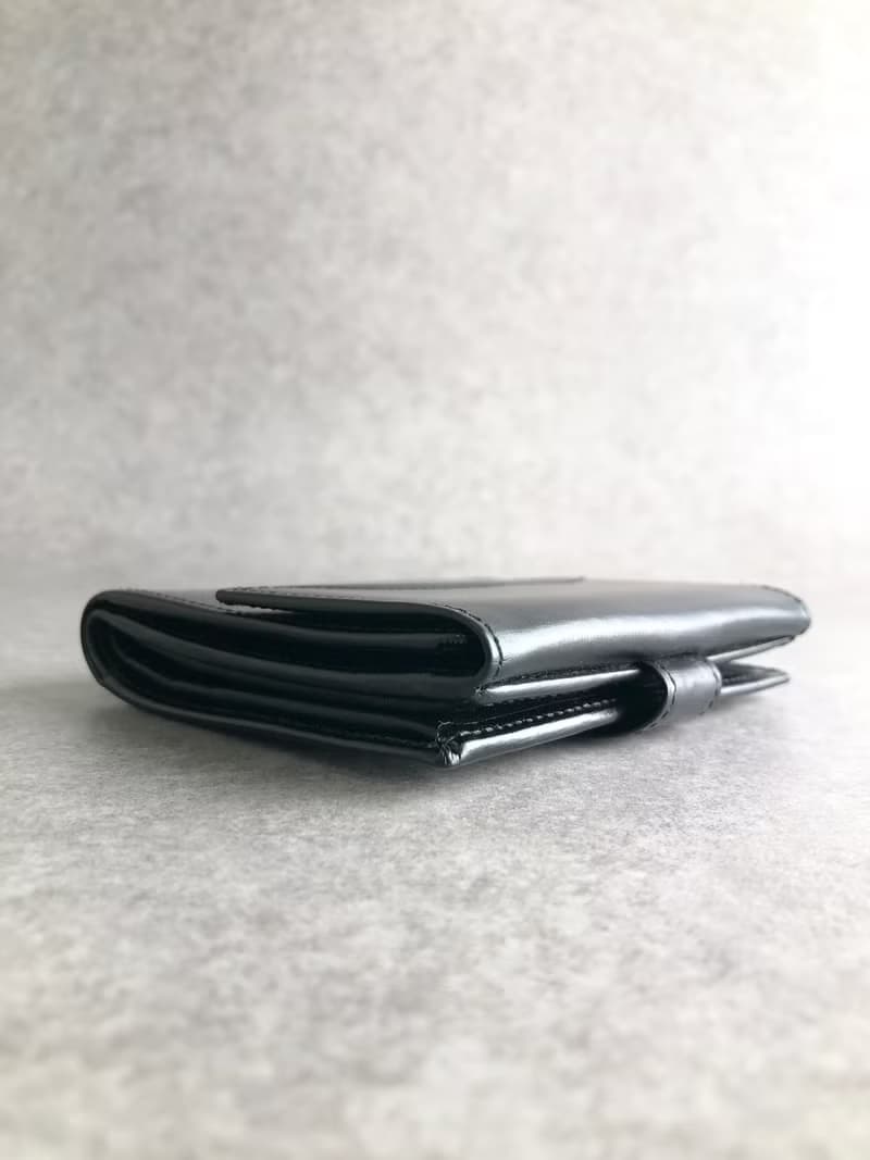 【 日本直送　名牌中古包 】LOEWE ロエベ 財布 ブラック ロゴ レザー 二つ折り vintage ヴィンテージ オールド ud6st6