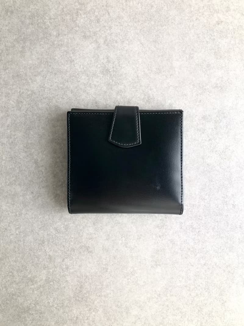 【 日本直送　名牌中古包 】LOEWE ロエベ 財布 ブラック ロゴ レザー 二つ折り vintage ヴィンテージ オールド ud6st6