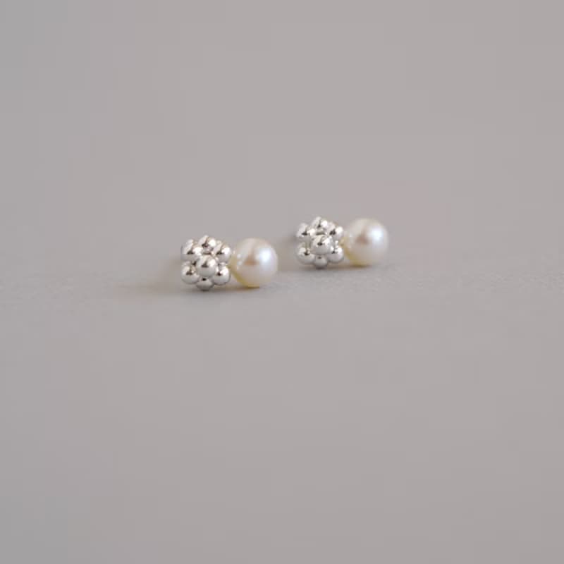 バブルパールピアス/イヤリングクリップ