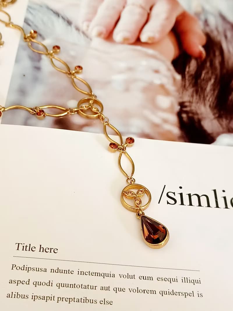 vintage jewelry Givenchy 紀梵希 典雅水晶 項鍊
