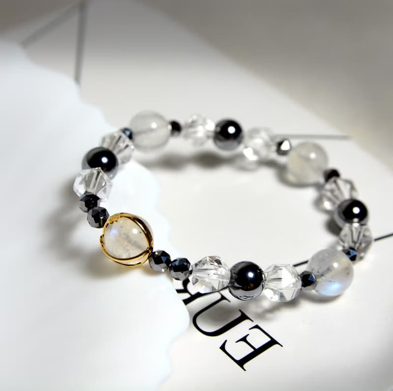 鈦星秘境 l 健康助眠 l 月光石 l 鈦赫茲 l 白水晶