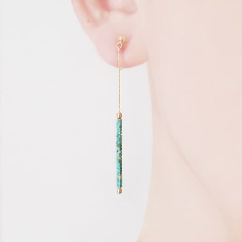 スクエアカットターコイズのチェーンイヤリング、ピアス