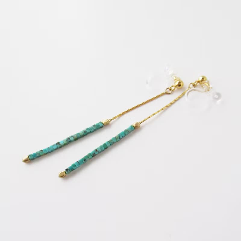 スクエアカットターコイズのチェーンイヤリング、ピアス