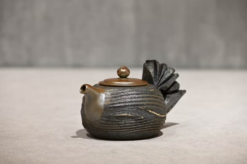 | 275cc | 柴燒造型正把壺 柴燒壺 茶壺 手作壺【臻麟陶藝】