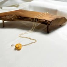 【 原創手作】微鉤小花磁吸項鍊 黃花 聖誕禮物 聖誕節 蕾絲 鉤針