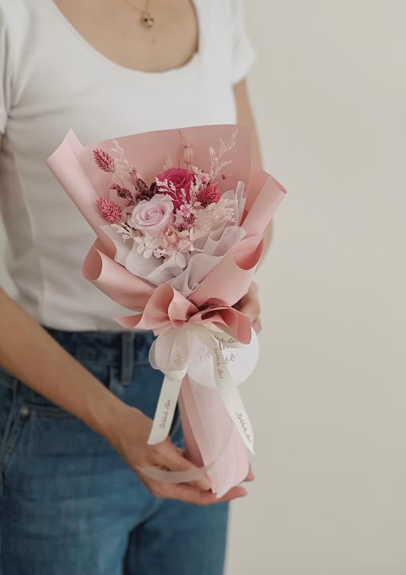 【永生玫瑰花花束】• 情人節/永生玫瑰花/永生玫瑰花花束/玫瑰花