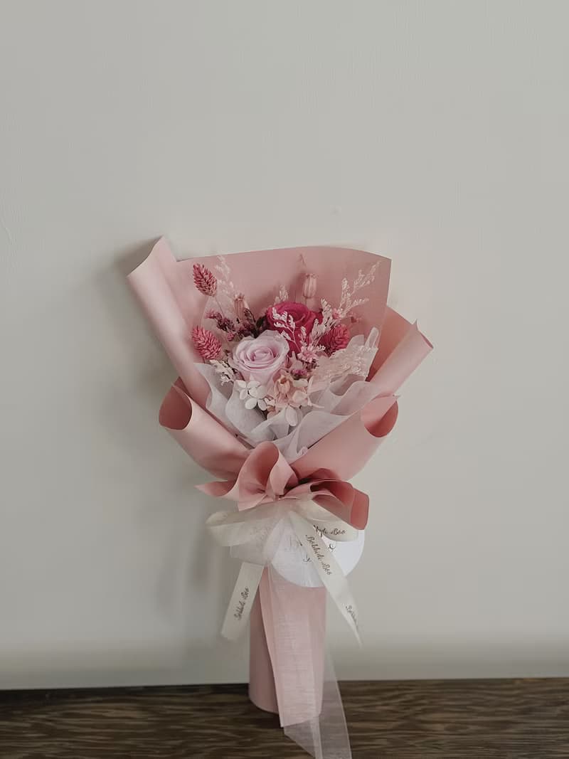 【永生玫瑰花花束】• 情人節/永生玫瑰花/永生玫瑰花花束/玫瑰花