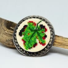 綠葉刺繡圓形胸針十字繡自然飾品手工製作的禮物送給她
