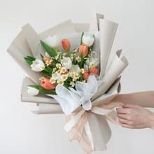 白色情人節 鬱金香 韓式花束  生日花束 女友禮