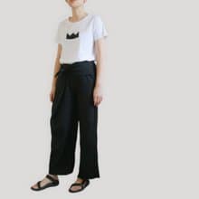 白色小皇冠繡珠棉質T-Shirt