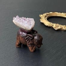 招財富貴-天然幾何夢幻紫晶簇原木仿舊可愛象招財擺件 快速出貨