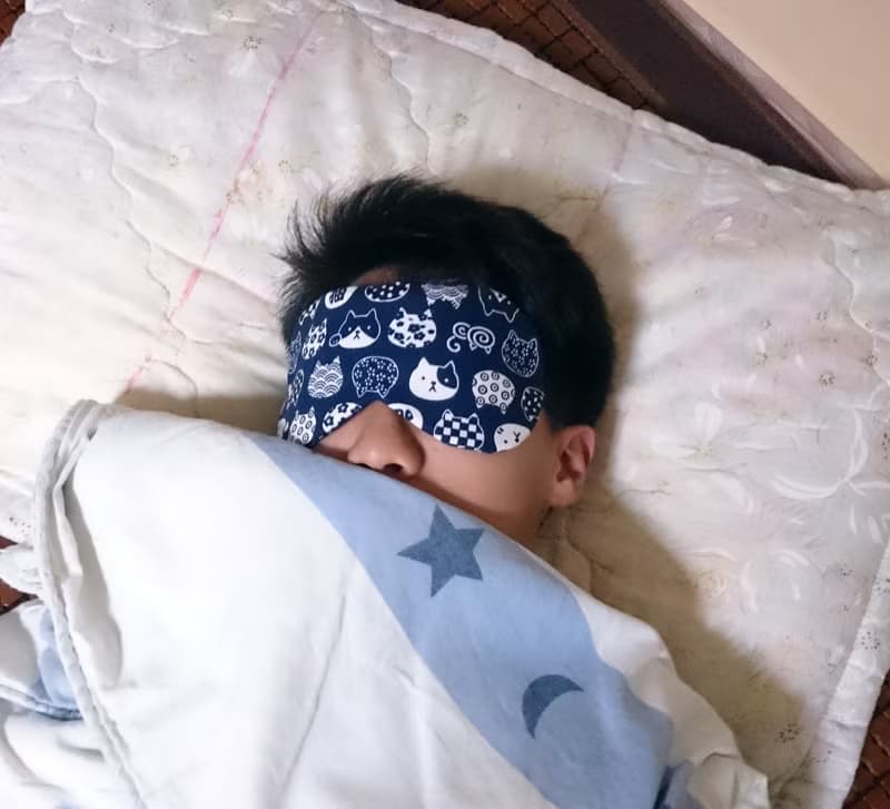 花海可調式睡眠眼罩附收納袋 sleep mask