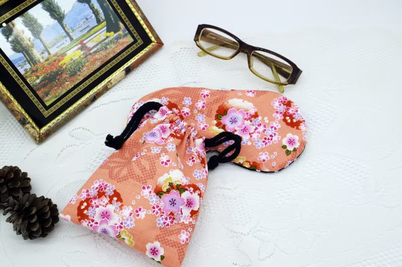 花海可調式睡眠眼罩附收納袋 sleep mask