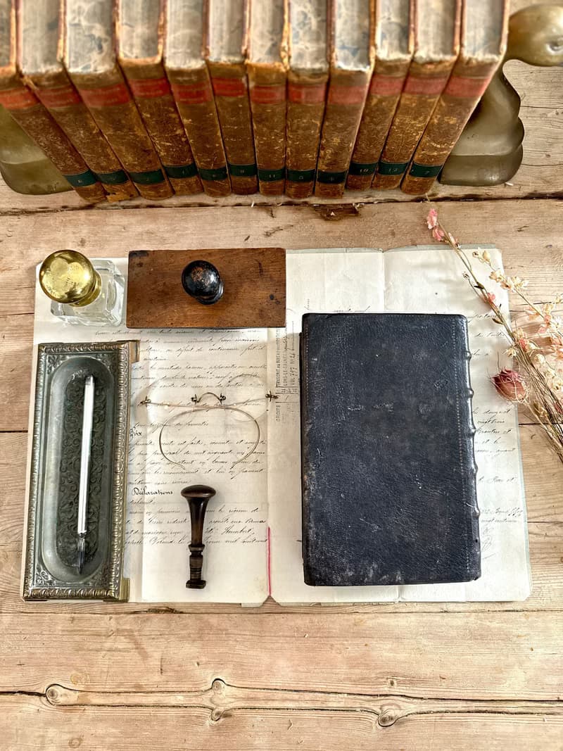 30350-法國1729年古董黑色皮革藏書L'Office de la Semaine Saint