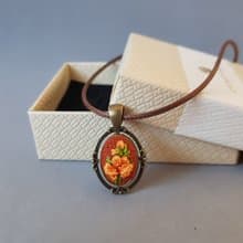 刺繡 珠寶 Ribbon embroidered pendant for her, yellow flower jewelry embroidery