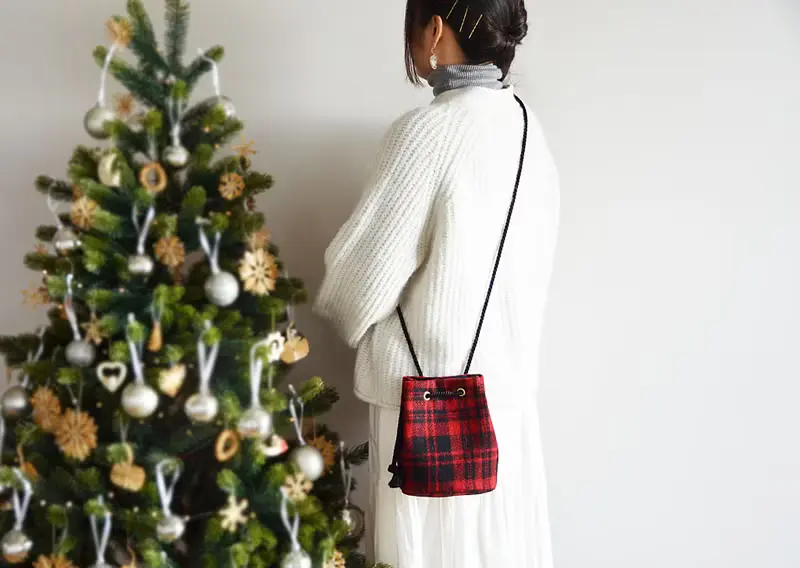 ハリスツイード　クリスマススペシャルエディション　ポシェットマリンバッグ　レッド×ブラック　ギフト・ご褒美にも