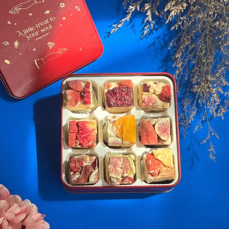 中秋風呂敷花插包裝【嫣紅花火】天然低糖果乾眠雪酥禮盒(18入)