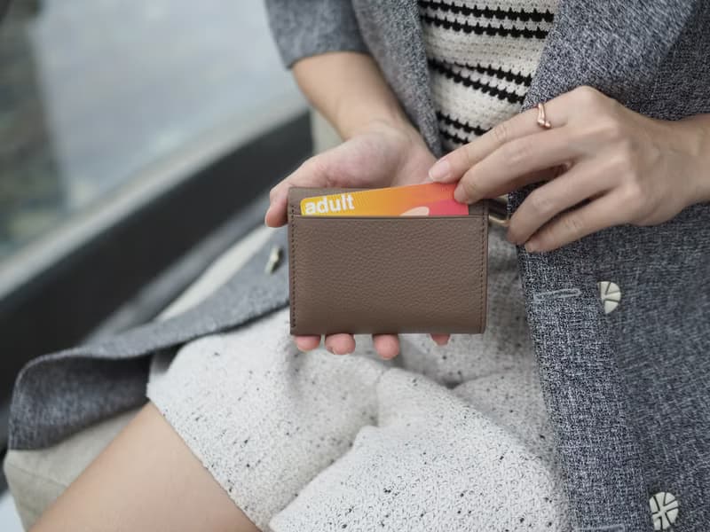 Maily (Warmtaupe) : Tri-fold wallet, short wallet, cow leather, Brown-grey
