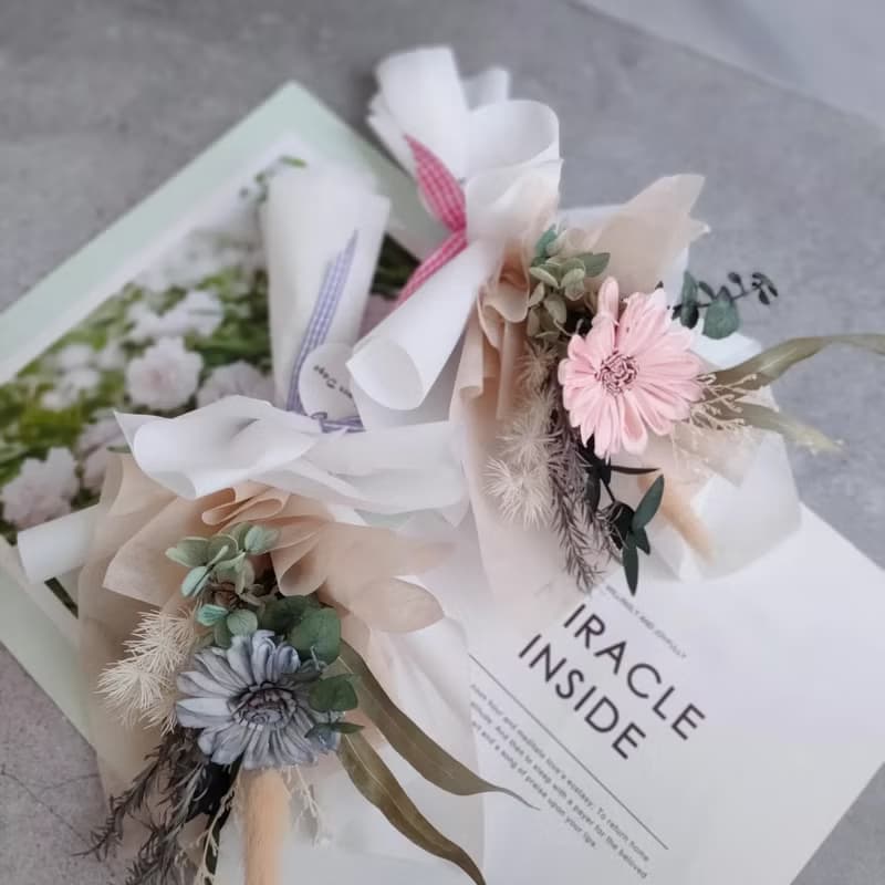 太陽花向日葵乾燥花束  韓式花束 畢業花束 畢業 老師禮物