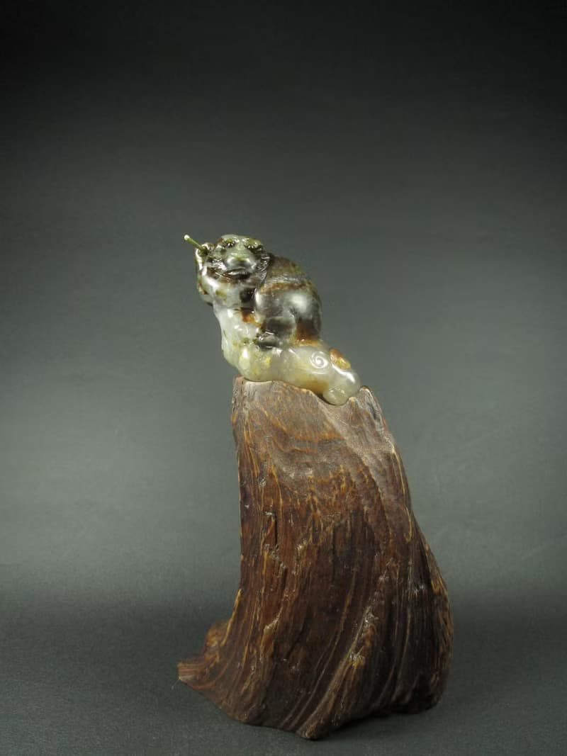 雕件 一瞬千里 臺灣花年糕玉