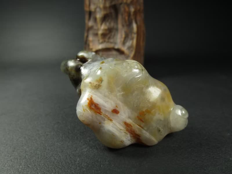 雕件 一瞬千里 臺灣花年糕玉