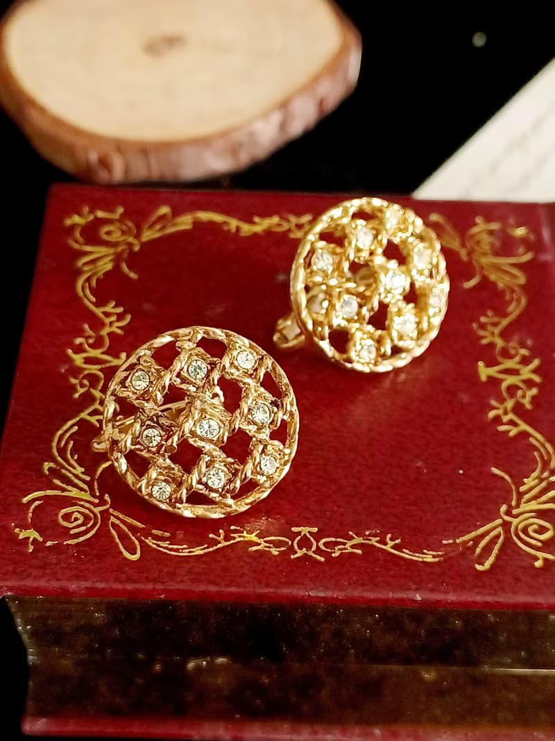 vintage jewelry  復古金色網狀綴萊茵鑽  夾式耳環