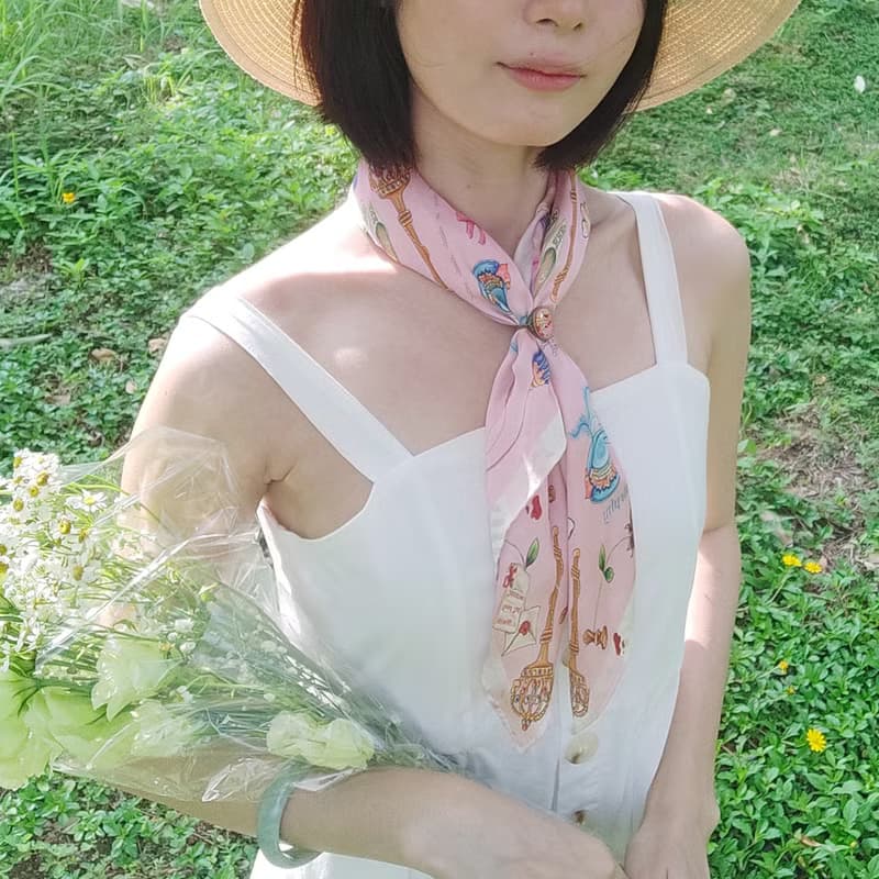 【喜樂祝福禮物】 賜下平安 ~  絲巾及絲巾扣禮盒套裝