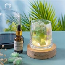 【水晶燈照 能量水晶】綠瑩石 事業人緣 招財防小人 附擴香精油