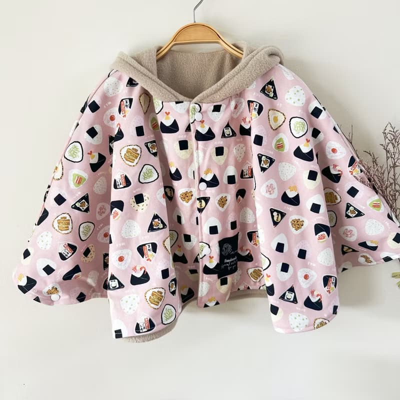 現貨 飯糰粉精靈斗篷 0-4歲