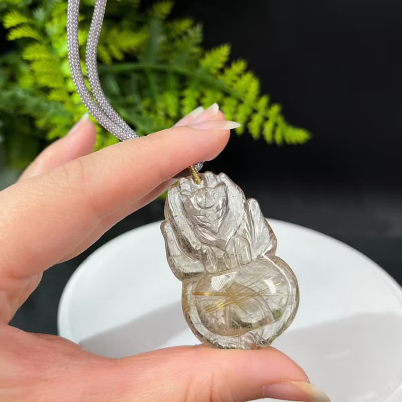 冰透金髪晶九尾狐吊墜 立體手雕發絲金紅石水晶項鏈 富貴吉祥自信
