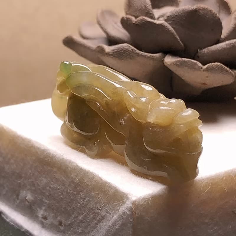 【招財神獸】黃翡飄綠翡翠飛天貔貅 | 天然緬甸玉翡翠A貨 | 送禮