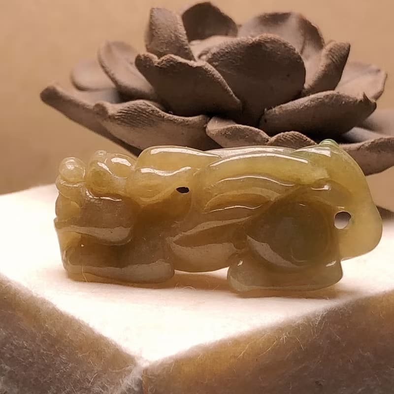 【招財神獸】黃翡飄綠翡翠飛天貔貅 | 天然緬甸玉翡翠A貨 | 送禮