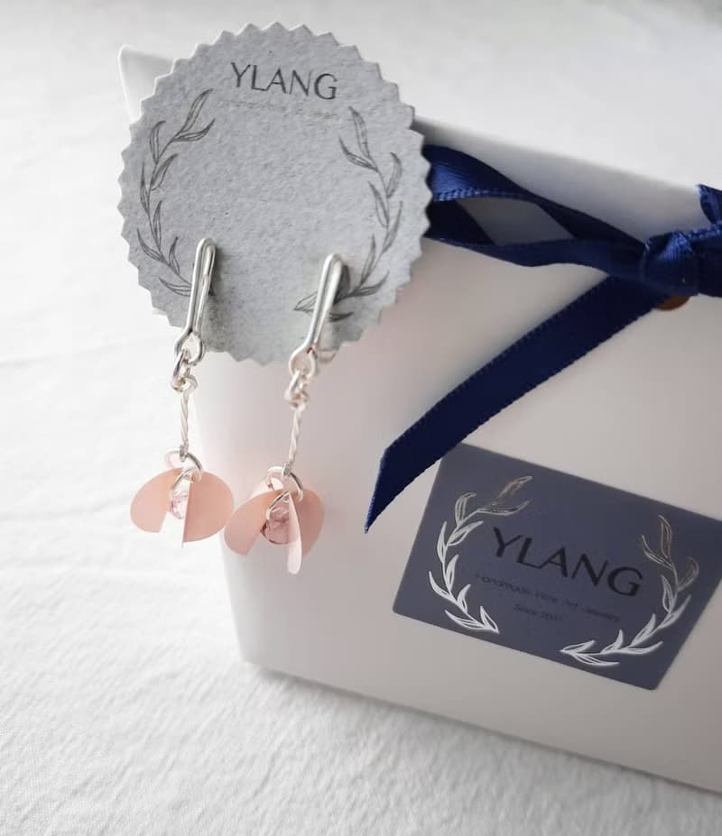 YLANG【含苞】造型耳環Swarovski/藝術銅線(無痛仿針耳夾/耳勾)