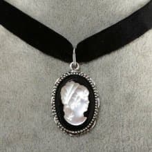 White Black Lady Girl Vintage Glass Cameo Silver Black Velvet Choker Necklace