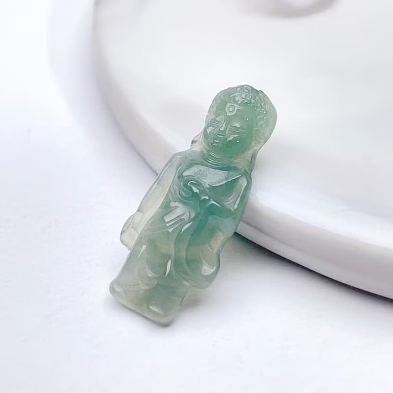 【屬豬本命佛】冰綠翡翠精雕阿彌陀佛 | 天然緬甸玉翡翠A貨 |送禮