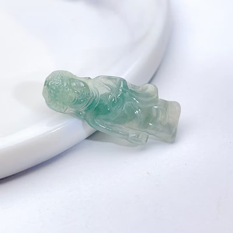 【屬豬本命佛】冰綠翡翠精雕阿彌陀佛 | 天然緬甸玉翡翠A貨 |送禮