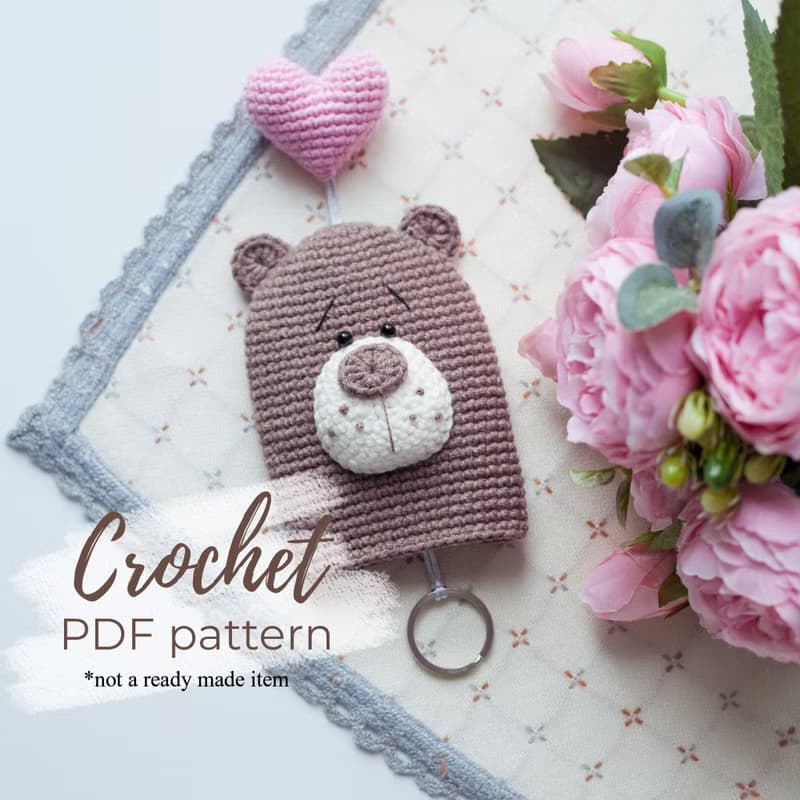 【數位】Crochet Pattern Bear with Heart Key Cover - Digital Item